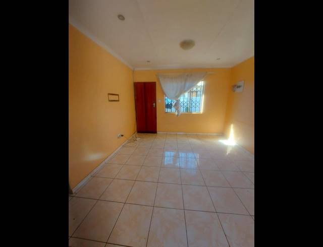 2 BEDROOM PROPERTY TO RENT IN PROTEA GLEN